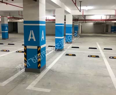 蘇州車庫(kù)劃線多少錢一米？蘇州公路劃線多少一平方？