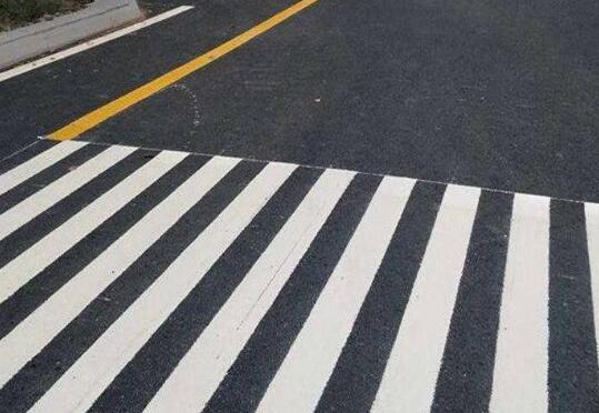 道路劃線,道路標(biāo)線是怎么畫(huà)出來(lái)的? 道路劃線,道路標(biāo)線是怎么畫(huà)出來(lái)的?