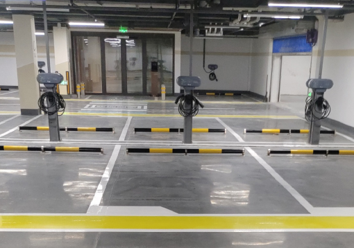 舞動城市的動感線條，飛揚市政無錫專業畫車位線服務