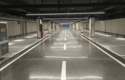 蘇州吳江廠區(qū)車位劃線施工,找飛揚(yáng)市政 蘇州吳江廠區(qū)車位劃線施工,找飛揚(yáng)市政