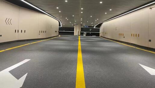 車位劃線人工費用計算指南，如何精準預算與控制成本