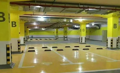 停車總犯難？車庫設(shè)計與車位劃線標(biāo)準(zhǔn)尺寸全解析